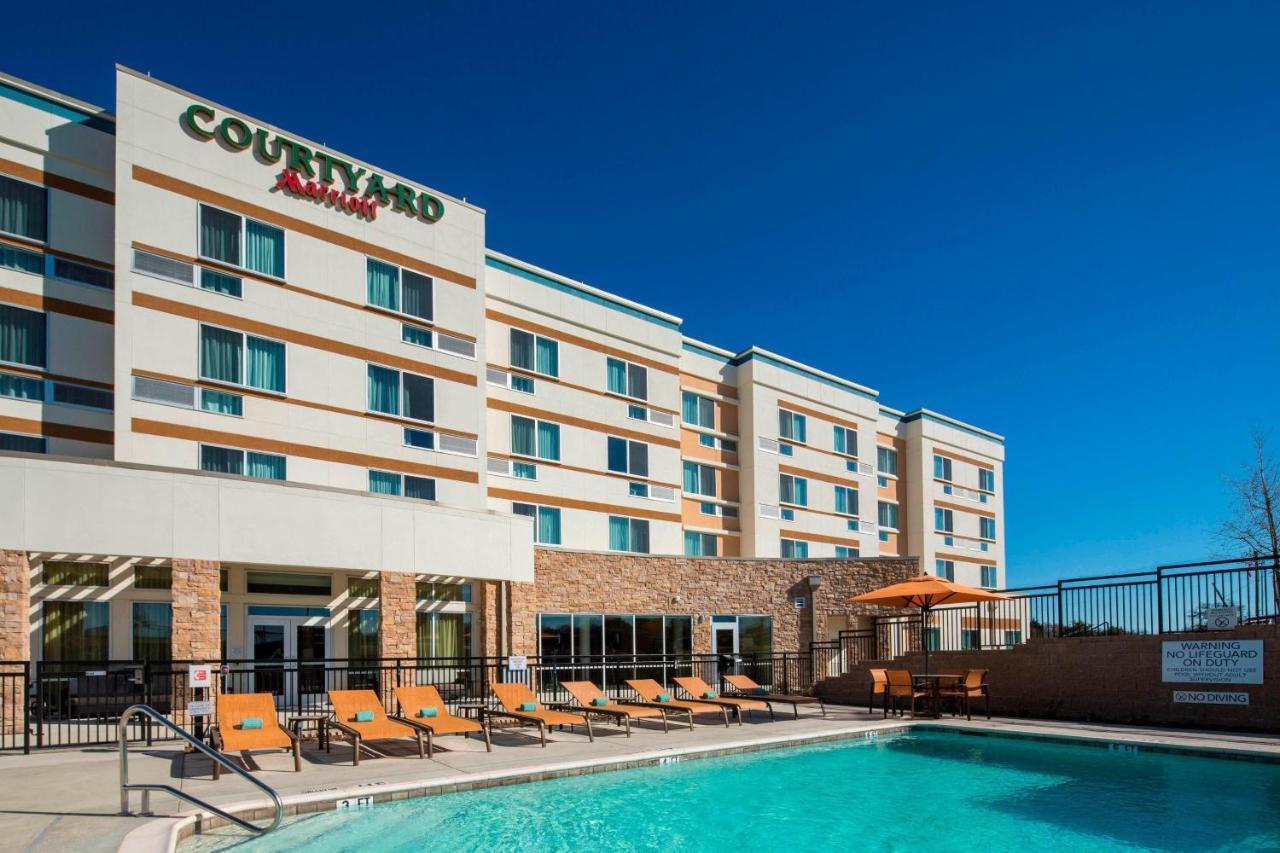 Courtyard By Marriott Dallas Midlothian At Midlothian Conference Center Exterior foto